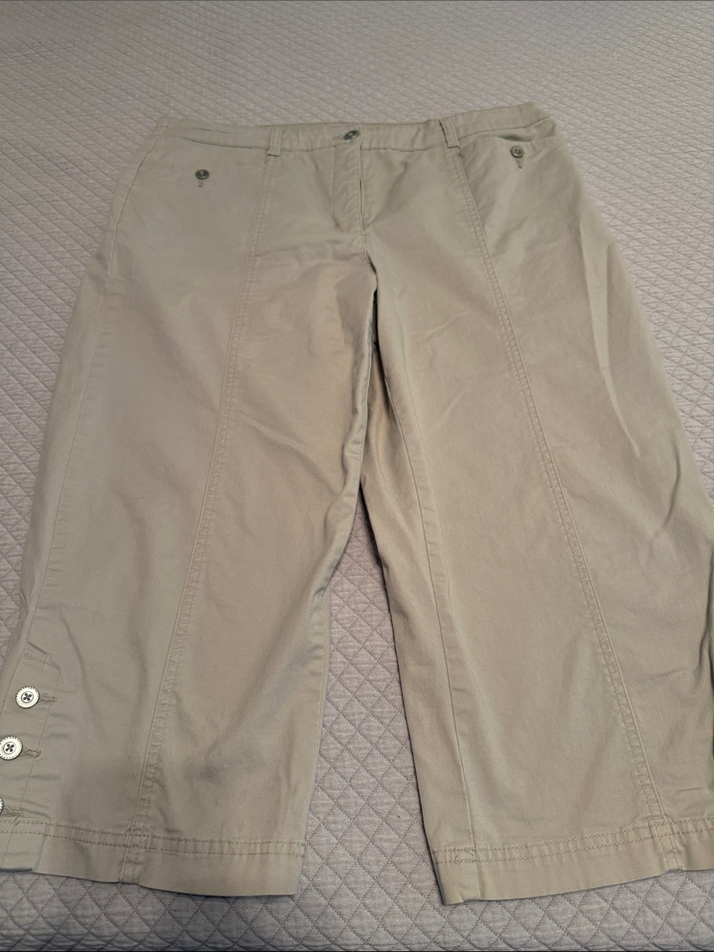 Karen Scott Light Khaki Capris with Button Cuff
